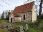 Kummerow, evangelische Kirche, Feldsteinkirche aus dem 13.