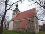 Passow, evangelische Dorfkirche, Feldsteinkirche aus dem 13.