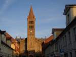 Die Potsdamer St.Peter-und-Paul-Kirche am 31.10.2013 von der Brandenburger Strae aus gesehen.