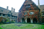 Innenhof von Cecilienhof in Potsdam.