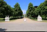 Potsdam: Eingang zum Lustgarten des Schlosses Sanssouci.
