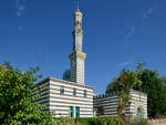 Die  Moschee  von Potsdam ist ein 1841 bis 1843 erbautes Dampfmaschinenhaus an der Neustdter Havelbucht.