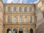 Fassade im Innenhof des Barberini Museum in Potsdam am 02.