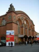 Bremen, Hauptbahnhof, erbaut von 1885 bis 1889 durch Architekt Hubert Stier   (10.12.2011)