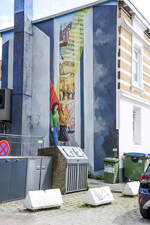 Ein Motiv der FrauenFreiluftGalerie in der Gro�en Elbstra�e im Hamburger Stadtteil Altona.