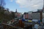 Hamburg am 9.3.2020: dieser Blick vom U-Bahnbahnsteig Landungsbrcken zum Hafentor wird bald nicht mehr mglich sein wie aus dem regen Baugeschehen im Vordergrund zu entnehmen ist /