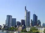 Die Skyline von der alten Brcke aus gesehen.