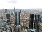 Frankfurt, wie man es kennt, Blick vom Main-Tower auf einige benachbarte Wolkenkratzer am 15.12.2012.