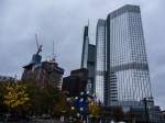 Willy-Brandt Platz (Frankfurt am Main), beim wolkigen Wetter.
