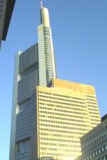 Der Commerzbank Tower ist der hchste Wolkenkratzer Frankfurt und Deutschlands.