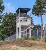 Der 1985 errichtete Grenzbeobachtungsturm der US-Army auf dem Areal der Gedenkst�tte Point Alpha bei Rasdorf LK Fulda im Juli 2026.