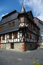 Kronburg, Haus der 3 Ritter, erbaut 1424 (14.06.2009)