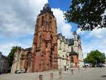 WETZLAR/LAHN-DOM  Die ehemalige Stiftskirche und heutige Pfarrkirche,hier am 10.5.2019,ist eigentlich keine Kathedrale,  da sie nie Sitz eines Bischofs war....Im Bereich der Ev.