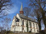 Burgsolms, evangelische Pfarrkirche in der Bergstrae, erbaut 1884 (12.03.2022)