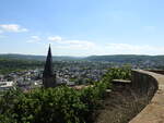 MARBURG LAHN/HESSEN-BLICK VOM LANDGRAFENSCHLOSS  --------nochmal wegen Datenverlust eingestellt....Blick vom Landgrafenschloss auf Stadt und Hinterland,mit der schiefen Turmspitze von St.