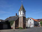 Dickershausen, historischer Glockenturm am Backhaus (07.08.2022)