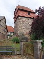 Berge, evangelische Wehrkirche, romanischer Kirchturm, gotisches Kirchenschiff (31.08.2021)