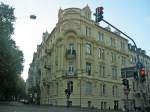 Typisch fr Wiesbaden: Stadthaus mit Jugendstilornamenten.