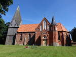Parum, evangelische Kirche, gotische Backsteinkirche von 1450 (21.06.2026)