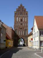 Altentreptow, Brandenburger Tor, erbaut 1450 (24.05.2012)