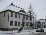 Grevesmhlen; der Gasthof  Altes Rathaus , also das Alte Rathaus in der August-Bebel-Strae im Winter 2009/2010.