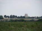 Blick zum Hochhaus in Wismar/Wendorf 09.08.2009