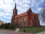 Penkun, evangelische Stadtkirche, neugotischer Backsteinbau erbaut von 1858 bis 1862 (10.04.2026)
