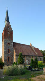 Die Evangelische Dorfkirche in Vlschow stammt wahrscheinlich aus der zweiten Hlfte des 15.