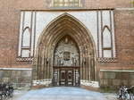 Eingangstr zur St.-Nikolai-Kirche in Stralsund  am 21.