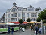 Das Strandschlo an der Seebrcke von Binz am 25..