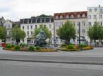 Schwerin, Platz vor dem Bahnhof, Grunthal-Platz 10.08.2008