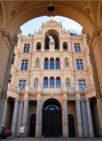 Haupteingang Schloss Schwerin, Sitz der Landesregierung Meck-Pomm; 20.10.2008  