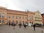 Das Rathaus von Schwerin am Markt im Zentrum, Anfang August 2019