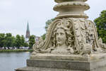 Detailaufnahme der Schweriner Schlossbrcke.