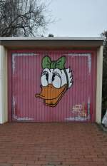 Bemalte Garage  Freundlin von Donald Duck ,in Hannover/Obericklingen am 17.02.2011.