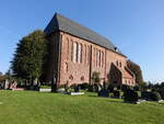 Engerhafe, evangelische Kirche, erbaut von 1250 bis 1280 (09.10.2021)