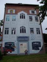 Aufgemalte Fassade  an einem Hauses im Bereich der Poststraße in Cuxhaven;090831