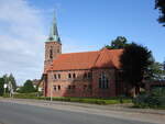 Rehden, Pfarrkirche zum guten Hirten, erbaut 1874 von Conrad Wilhelm Hase (11.10.2021)