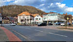 Der Postplatz in Bad Lauterberg, gelegen an der Bundesstrae 27 und am Beginn der hiesigen Einkaufsmeile.