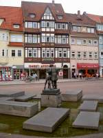 Duderstadt, Brunnen vor der Marktapotheke (21.05.2011)