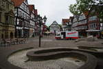 Rinteln, historische Fachwerkhuser am Marktplatz (10.05.2010)