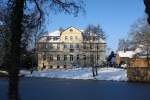 Im Stadtteil Osnabrck - Sutthausen steht unweit der Hauptstrae nach Holzhausen  dieses kleine Schloss Gut Sutthausen.