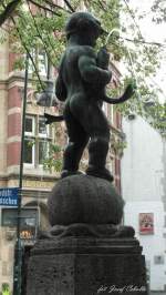 21.06.2012, Aachen - Fischpddelchen - Brunnen, 1911 (Erstguss); 1954 (Neuguss), Knstler: Hugo Lederer