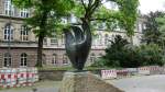 2013-05-10_Aachen - RWTH Gebude - Phoenix Skulptur