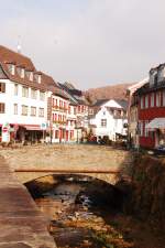 Blick von der Wertherstrae ber die Erft zur Johannisstrae in Bad Mnstereifel.