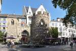 Bonn - Sterntor, 1244 erbaut, Teil der mittelalterlichen Stadtbefestigung - 04.09.20132