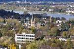 Bonn-Mehlem, mittendrin die St.