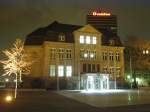 Gebude zwischen dem ehemaligen Mannesmann-Hochhaus und dem Landtag am Dsseldorfer Rheinufer am Abend des 08.03.2004.