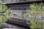 Wasserspiegelung bai Kokerei Zollverein in Essen.