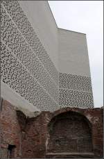 Kolumba Museum Kln: die meist geschlossene Fassade wird geprgt durch den hellen Backstein.